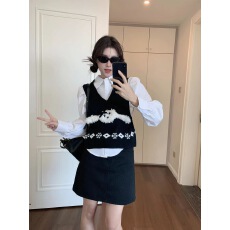 批发实拍 新款韩系白衬衫刺绣绒毛小狗针织<b class='q'>马甲</b>两件套女