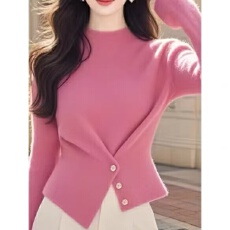 批发时尚优雅绝美粉色圆领收腰长袖针织衫女秋冬款独特气质显瘦<b class='q'>打底衫</b>