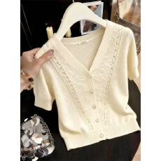 批发巨好看的独特漂亮短袖针织衫女2026春夏新款气质V领百搭减龄上衣