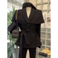 批发气质百搭斗篷披肩毛呢外套女秋<b class='q'>冬</b>季新款高级感千金风收腰显瘦上衣