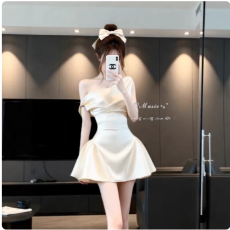 批发法式轻熟风斜肩连衣裙女春夏新款优雅气质收腰显瘦A字裙<b class='q'>礼服</b>短裙