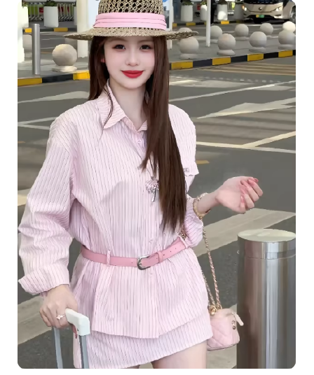 한 부서 달콤함 귀여운 바람 스트라이프 셔츠 세트 여성 2026 봄 여름 허리 수축 슬림해 보이는 고급 센스 투피스 세트 착용 가져 가라.