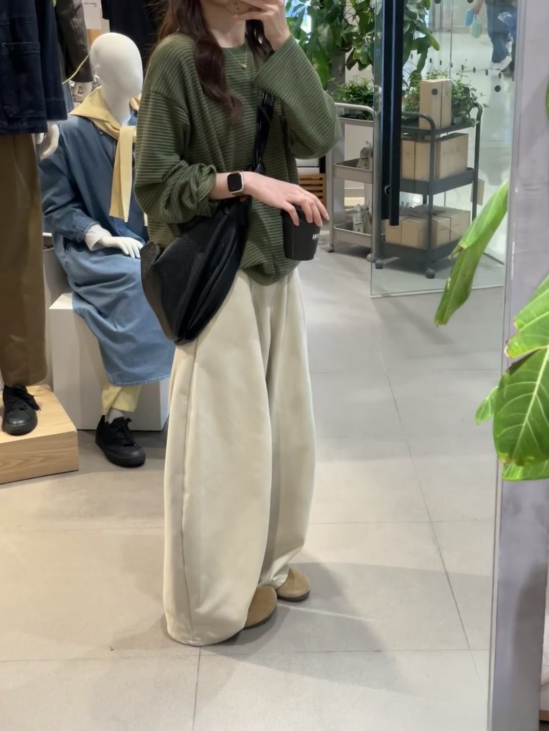 봄 새로운 녹색 스트라이프 긴팔 티셔츠 레트로 느긋한 바람 루즈핏 표지 고기 슬림해 보이는 기본 셔츠 맨위