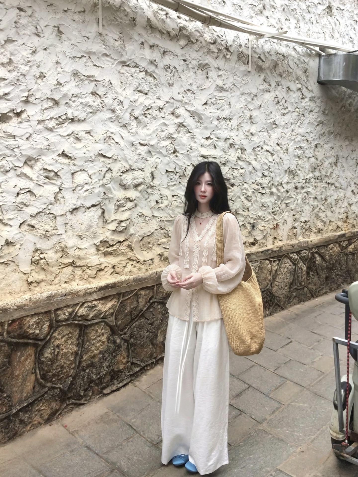 여름 켜기 새로운 한 부서 ootd 착용 가져 가라. 품격 레이스 레이스 얇은 스타일 셔츠 맨위 와이드 레그 팬츠 세트 여성
