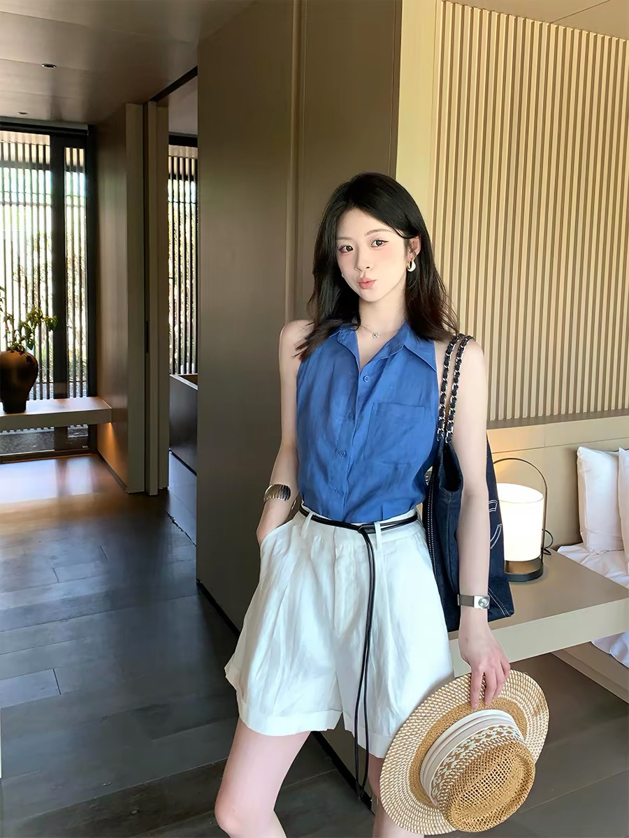 여름 켜기 새로운 초여름 전체 집합 다시 차가운 다시 바람의 소리 고급 센스 파란색 민소매 셔츠 캐주얼 반바지 캐주얼 세트