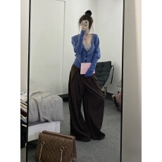 批发设计感特调蓝马海毛收腰毛衣外套内搭吊带阔腿裤休闲<b class='q'>套装</b>