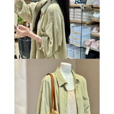 批发韩系绿色防晒<b class='q'>长袖</b><b class='q'>衬衫</b>外套女巨好看<b class='q'>衬衣</b>外搭薄款开衫上衣