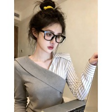 批发灰色假两件交叉v领衬衫女内搭叠穿春季2026新款法式小资洋气上衣