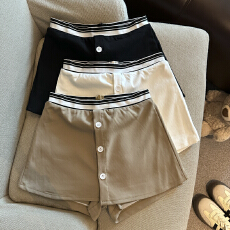 批发实拍 辣妹高腰显瘦半身裙女<b class='q'>夏</b>装2026春<b class='q'>夏</b>百搭显瘦防走光纽扣裙裤