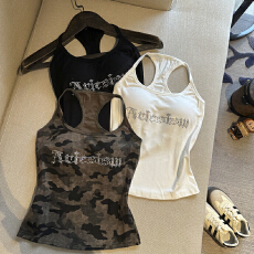 批发实拍 性感辣妹烫钻字母工字<b class='q'>背心</b>带胸垫2026夏韩系纯欲修身上衣