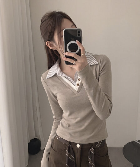 실사 2026 가을 한 바람 스트라이프 폴로 칼라 패치워크 페이크 레이어드 긴팔 티셔츠 벨트 어깨 패드 면 소재 맨위 여성