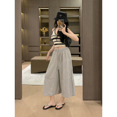 批发实拍 韩版复古松弛感高腰慵懒<b class='q'>七分裤</b><b class='q'>女</b>2026秋款宽松薄呢料阔腿<b class='q'>裤</b>