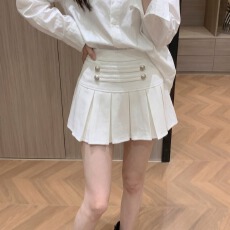 批发实拍 设计感复古辣妹金属扣<b class='q'>西装</b>料百褶防走光半身裙秋冬短裙<b class='q'>女</b>