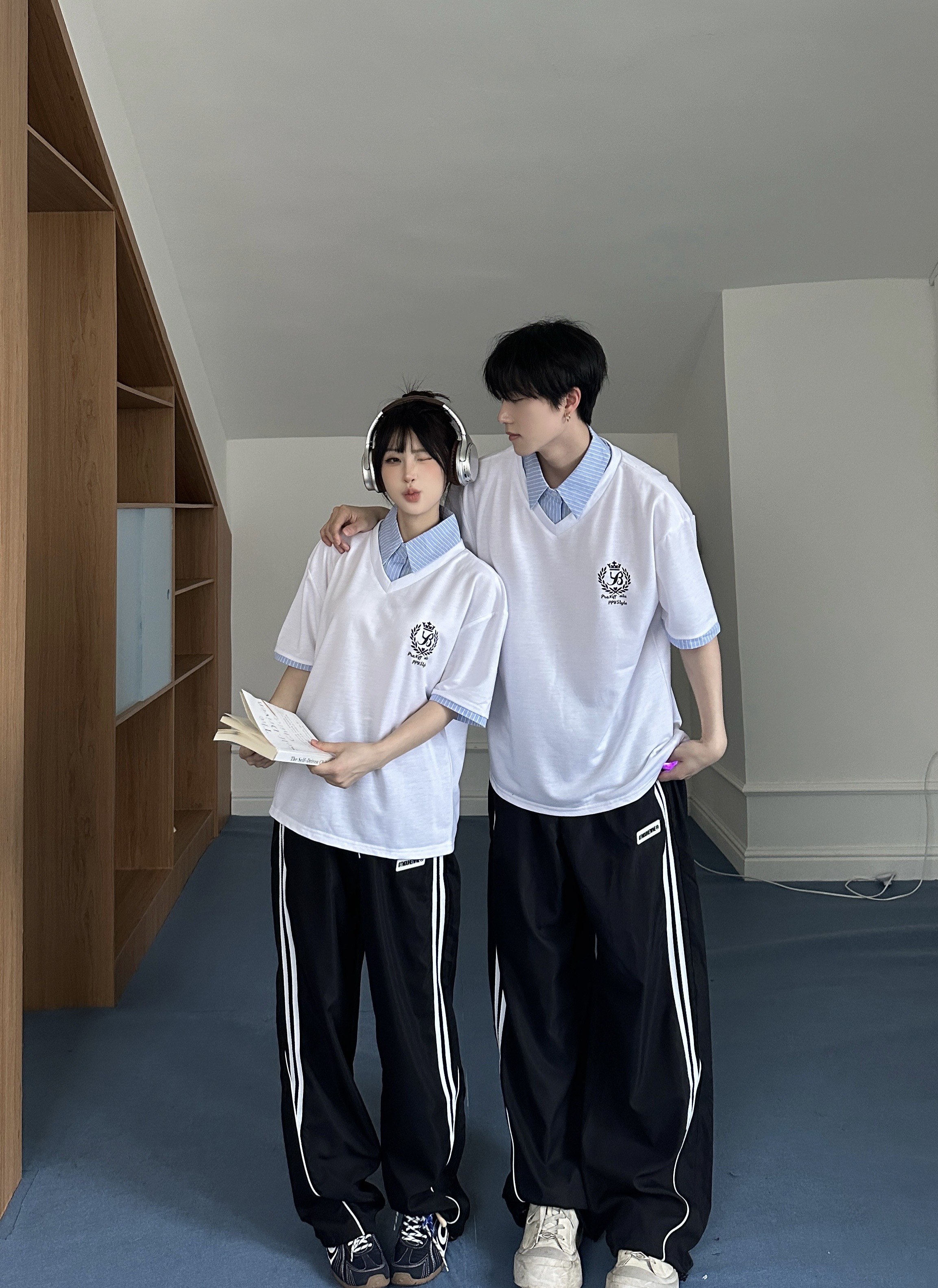 실사 커플룩 여름 캠퍼스 바람 스트라이프 패치워크 색상 페이크 레이어드 POLO 셔츠 초등 / 중등 학교 클래스 서비스 세트