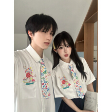批发实拍情侣装夏季学院风手绘涂鸦短袖衬衫中小学生班服<b class='q'>套装</b>