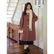 批发Nov elist什一 氛围感圆领钩花人字纹毛呢外套女长款红色婚礼穿搭