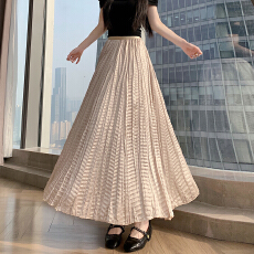 批发实拍 2026春夏松紧腰肌理感流光飘逸褶皱中长百褶半身a字裙伞裙