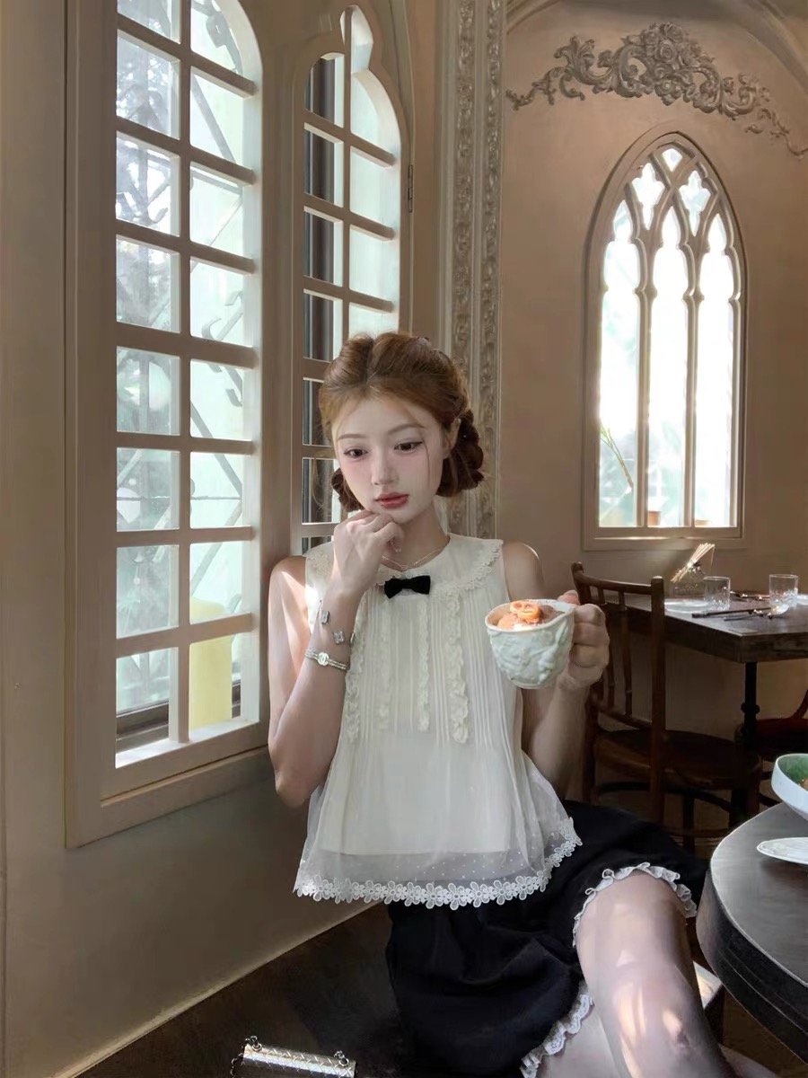 배 향기로운 티 파티 천 골드 센스 레이스 베이비 칼라 레이스 셔츠 맨위 꽃밭 반바지 세트