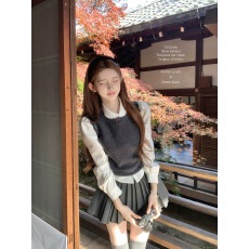 批发25/fw校花指南 深灰针织背心元宝领白<b class='q'>衬衫</b>灰色百褶裙套装