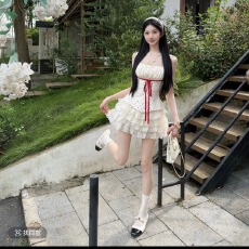 百利甜蛋糕 纯欲风温柔系波点裹胸上衣蛋糕裙女款套装