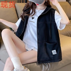 批发实拍2026春文艺抽绳连帽口袋贴标牛仔马甲女休闲百搭韩版宽松大码