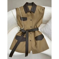 批发2026新款秋季气质高级感背心时髦洋气设计感独特超好看卡其色<b class='q'>马甲</b>