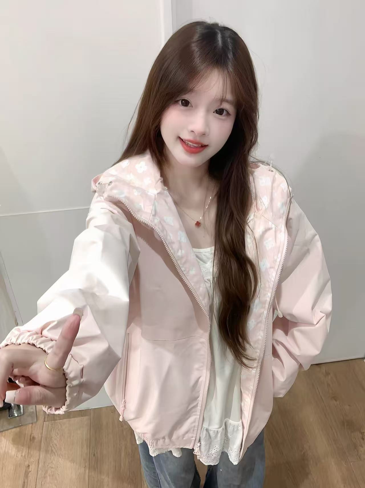 핑크색 요금 외투 여자 2026 새로운 봄 슈퍼 잘 생긴 루즈핏 캐주얼 후드 방풍 재킷 맨위