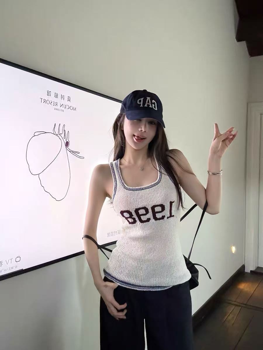 titi 작은 자매 Madou 수식 니트 조끼 여성 봄 여름 모방 마 아메리칸 레트로 얇은 스타일 배색 맨위