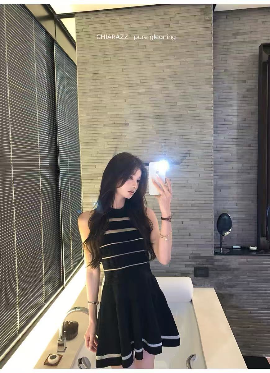 수영장 자오 짜오 26ss 원 영어 유럽 니켈 장 원 영어 같은 단락 원사 수평 줄무늬 니트 둘 색상 민소매 드레스