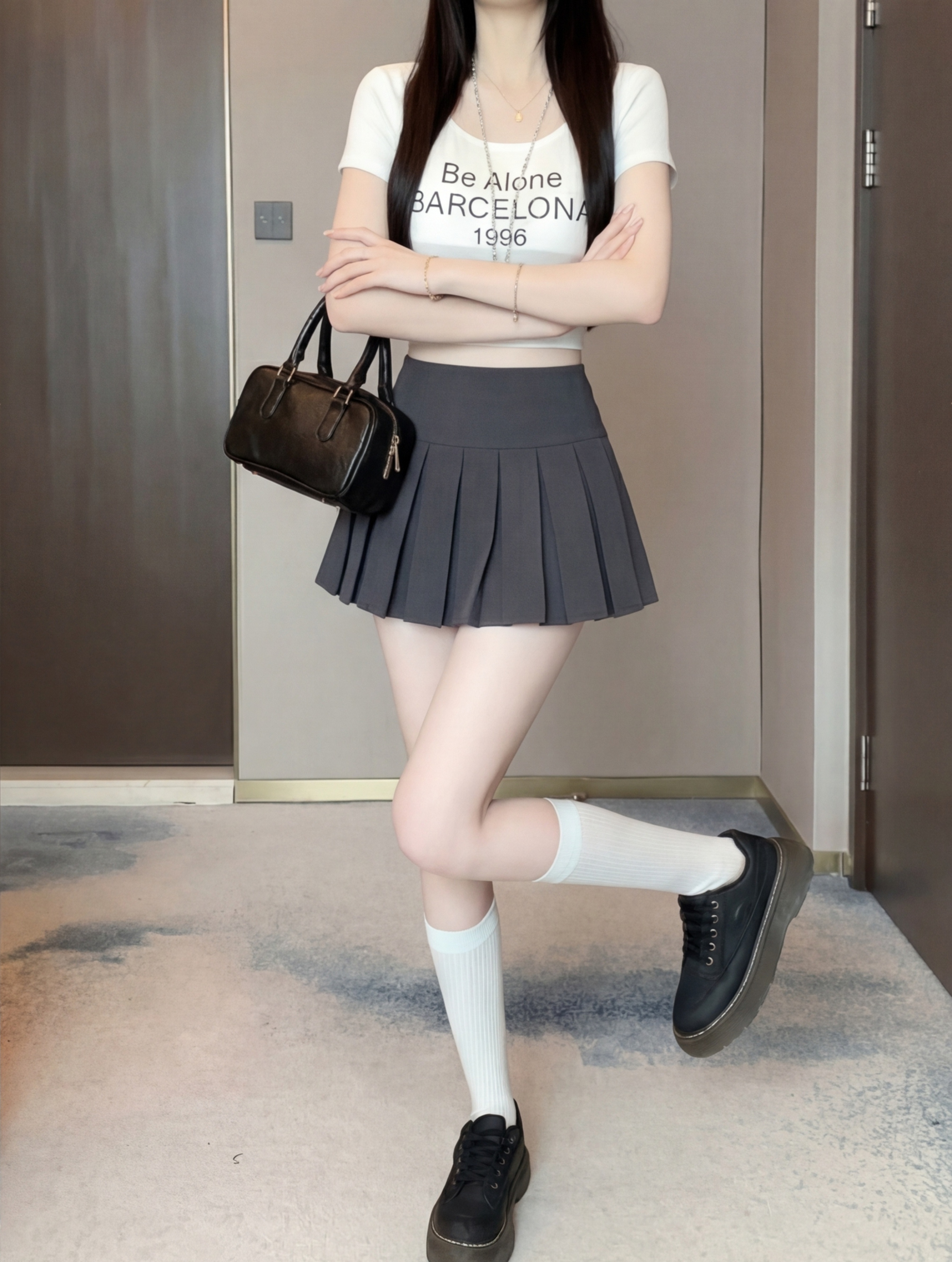 실사 2026 여름 새로운 단색 플리츠 스커트 패션 몸매 가꾸기 슬림해 보이는 A라인 스커트