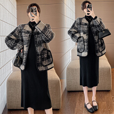 实拍 孕妇装冬季时尚休闲洋气百搭羊毛尼外套格子小香风套装