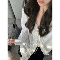 批发银杏情书 白色<b class='q'>衬衫</b>法式木耳边<b class='q'>长袖</b>设计感上衣开衫女