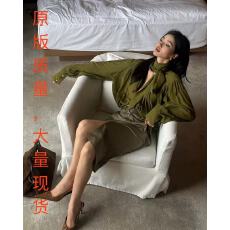 批发绿色<b class='q'>T</b><b class='q'>恤</b>女士宽松薄款设计感小众秋季V领飘带<b class='q'>长袖</b><b class='q'>衬衫</b>上衣