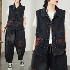 批发春季刺绣复古盘扣<b class='q'>牛仔</b>新中式坎肩<b class='q'>背心</b>水洗贴布绣哈伦<b class='q'>牛仔</b>裤两件套