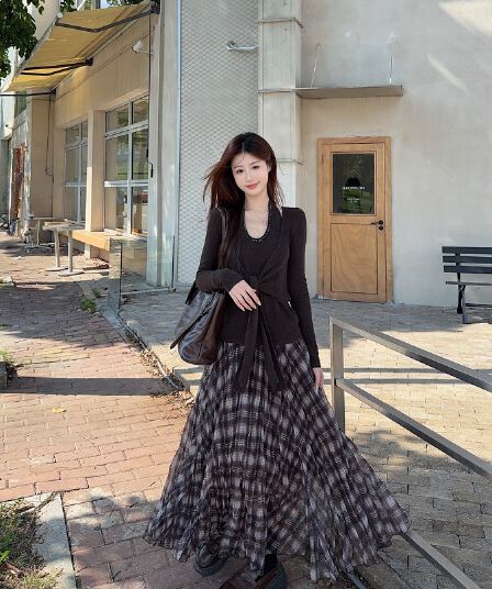 실사 정가 새로운 비즈 박기 페이크 레이어드 니트 스웨터 레트로 체크무늬 플리츠 디자인 센스 반신 롱 스커트