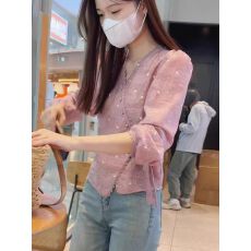 批发早秋设计感女装绑带<b class='q'>衬衫</b>2025新款高级感轻奢减龄百搭收腰显瘦上衣