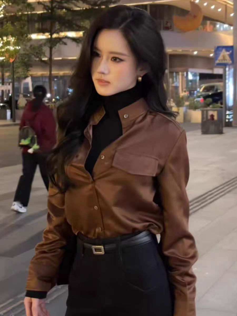 커피 색상 루즈핏 폴로 칼라 셔츠 맨위 2026 년 봄 새로운 고급 센스 작은 셔츠 프랑스식 쇼트 스타일 셔츠 여성 의류