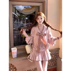 批发小个子显瘦时尚短款2025新款修身毛呢<b class='q'>上衣</b>装减龄厚毛呢<b class='q'>外套</b>女冬季