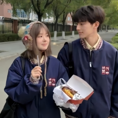 批发2025新款<b class='q'>棒球</b>服潮牌情侣款民族提花棉服短款宽松男女夹克复古外套