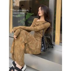 批发法式棕色长袖连衣裙子女2025早秋新款今年流行爆款高级感掐腰长裙