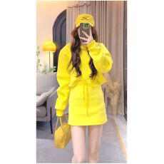 批发运动套装女2026春季高级感宽松长袖套头卫衣+短裙两件套