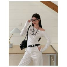 批发40支92棉8氨纶】秋季白色斜肩长袖t恤女修身字母印花百搭露肩上衣