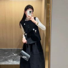 批发2026秋季新款<b class='q'>马甲</b>半身裙套装女超火流行穿搭一整套巨好看的两件套