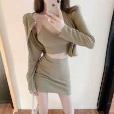 批发套装女春<b class='q'>夏</b>季新款辣妹吊带背心半身裙子长袖开衫网红炸街三件套