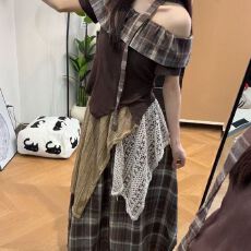 批发法式复古一字肩格子短袖上衣女学生春<b class='q'>夏</b>新款不规则半身裙两件套装