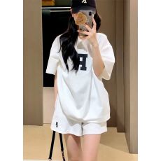 批发2026年小众超绝韩系穿搭简约高级感上衣搭配宽松<b class='q'>短裤</b>两件套