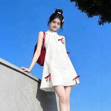 批发原版面料做法有内衬# 甜美白色挂脖<b class='q'>连衣裙</b>女夏季小个子蝴蝶结短裙