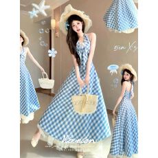 批发有内衬#夏季蓝色<b class='q'>格</b>纹挂脖<b class='q'>连衣裙</b>女海边度假风收腰蝴蝶结无袖长裙