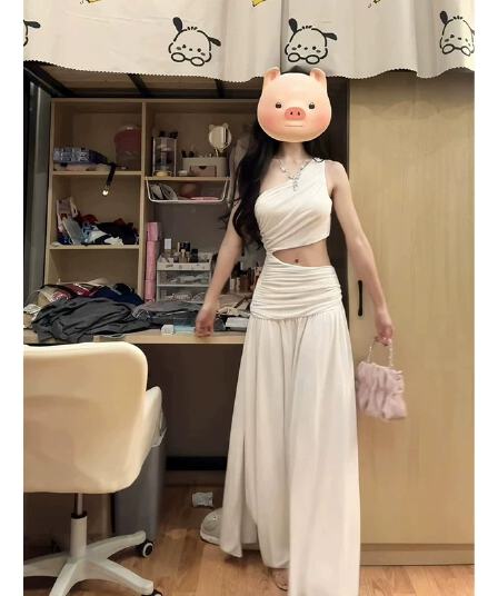 핫걸 작은 대중 빨간색 섹시함 홀로우 아웃 드레스 여성 의류 여름 프랑스식 트임 디자인 센스 품격 롱 스커트 치마
