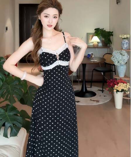 섹시함 도트 무늬 레이스 검정색 여성 드레스 2026 여름 새로운 순수한 욕망 허리 수축 휴가 롱 스커트